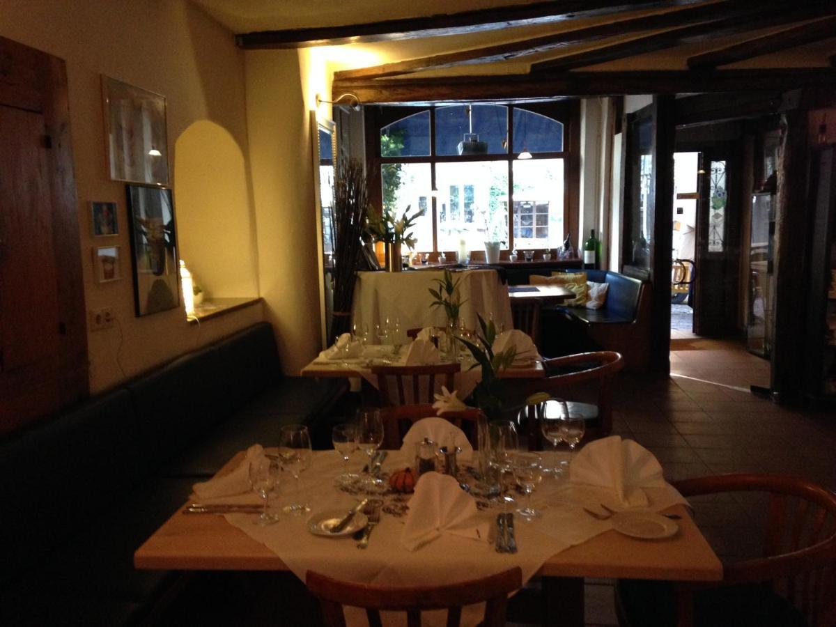 Marktplatzhotel - Restaurant Tafelspitz Weinheim Exterior photo